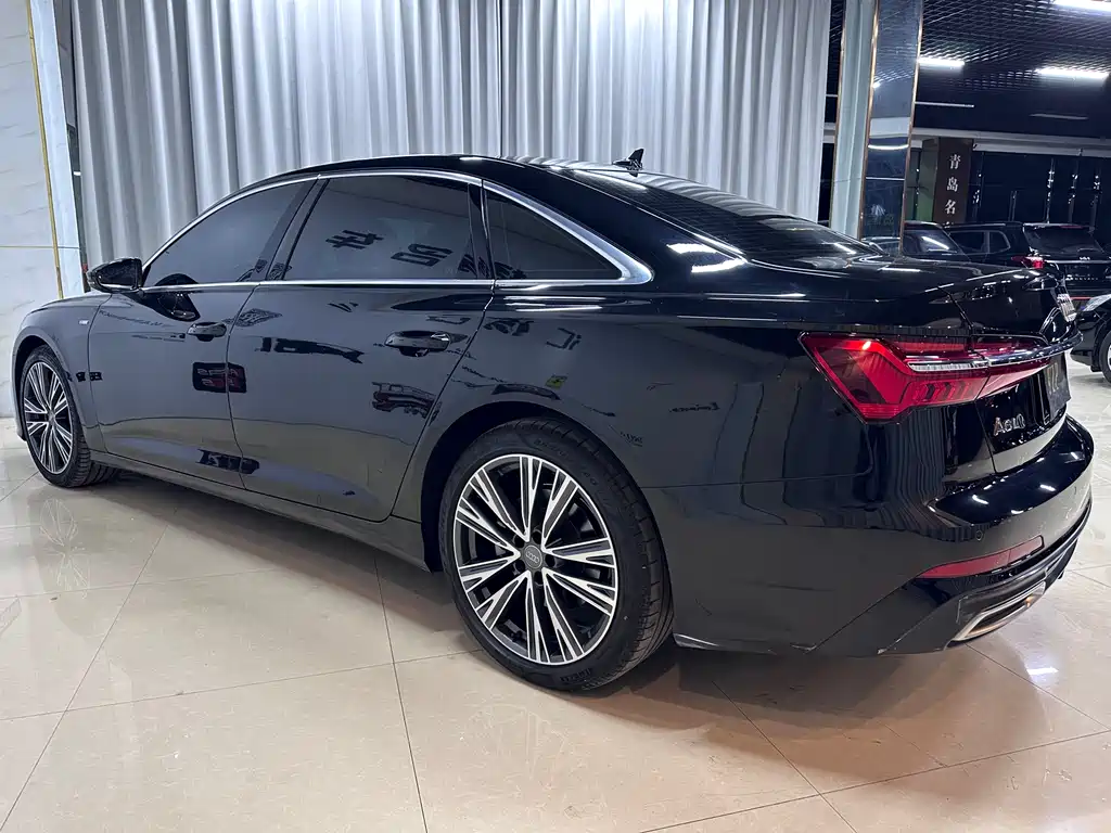 Audi A6L 2021 — фото 11
