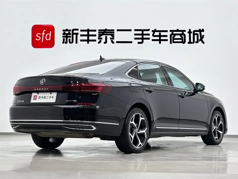Volkswagen Passat 2023