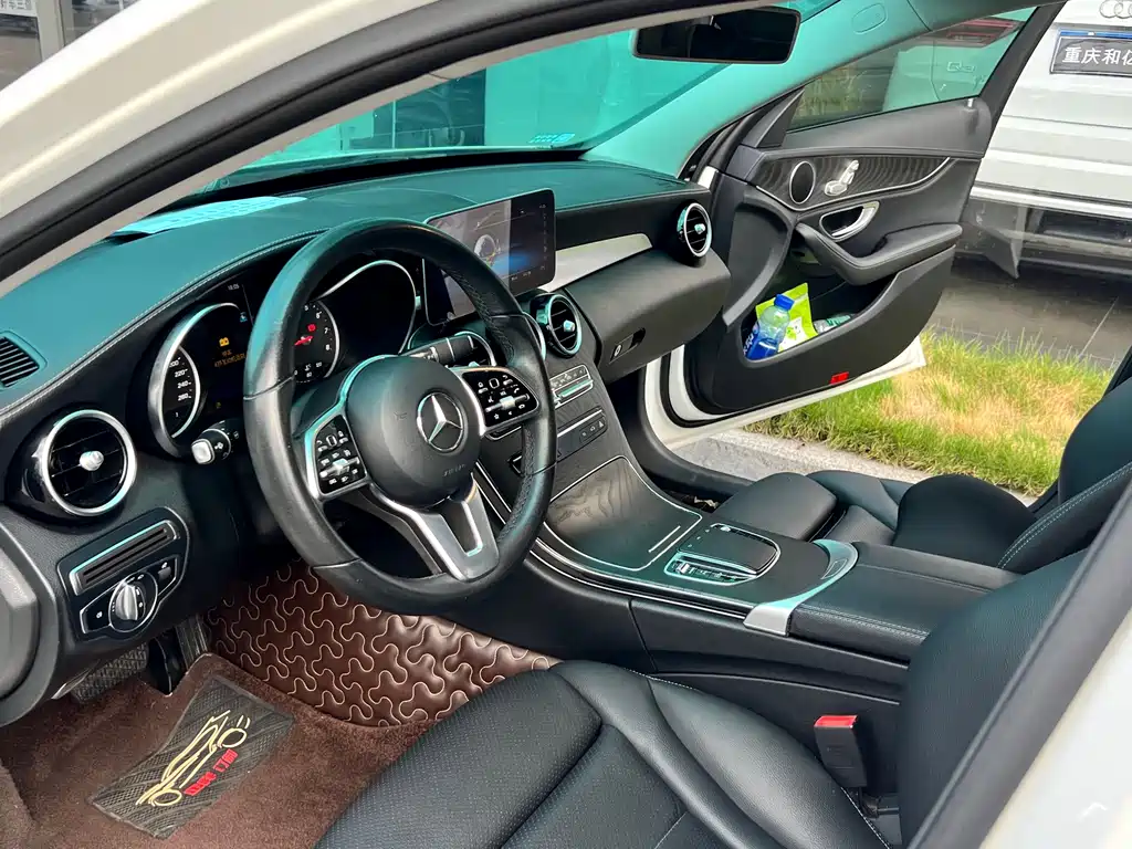 Mercedes-Benz C-Class 2019 — фото 8