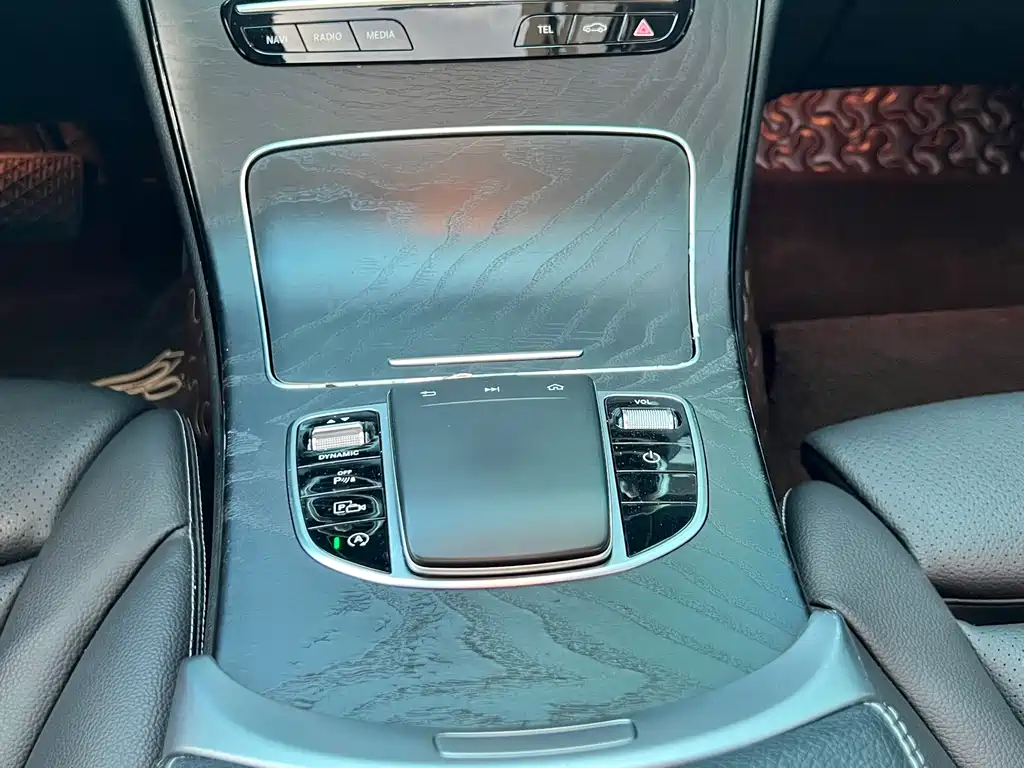 Mercedes-Benz C-Class 2019 — фото 12