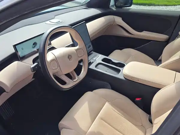 NIO ET5T 2024