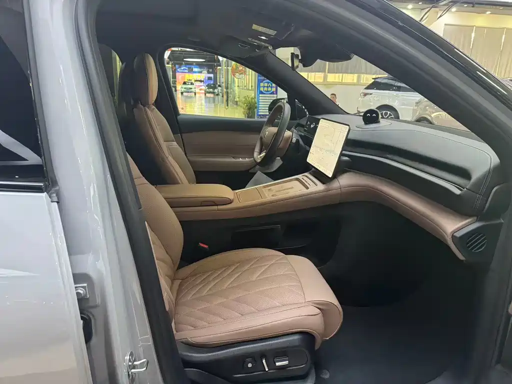 NIO ES6 2025