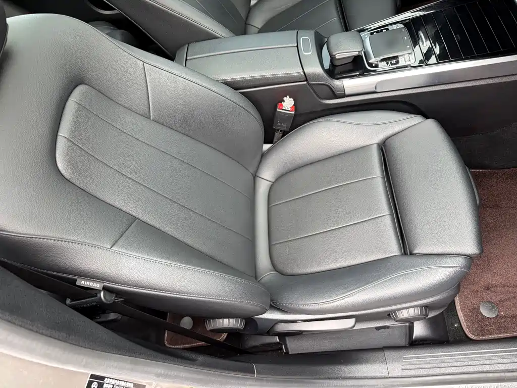 Mercedes-Benz GLB 2020 — фото 14
