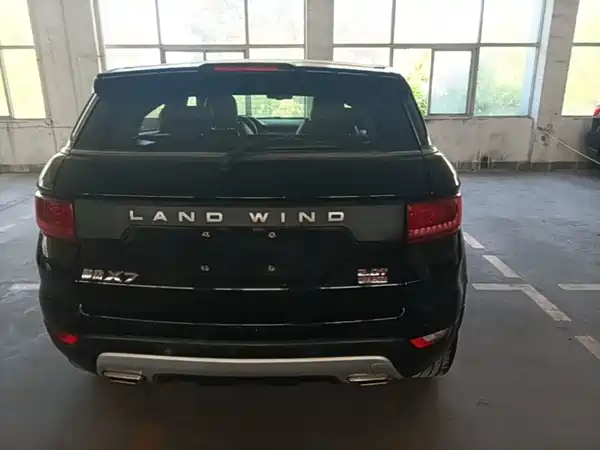 Landwind X7 2017