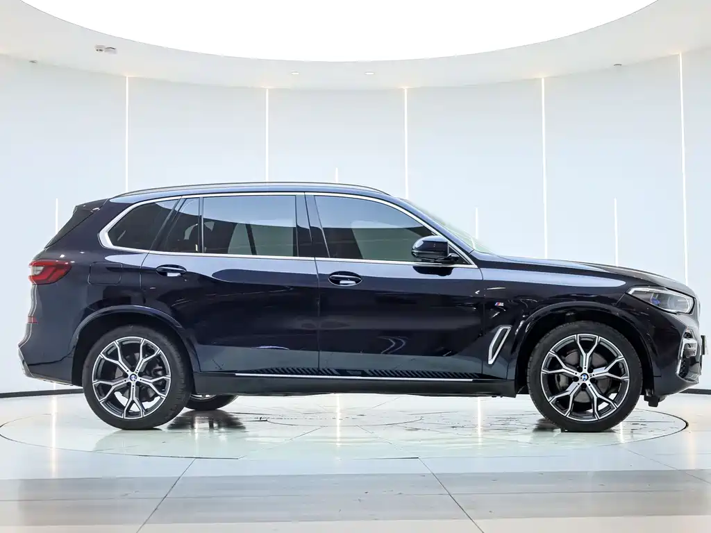 BMW X5 2023 — фото 8