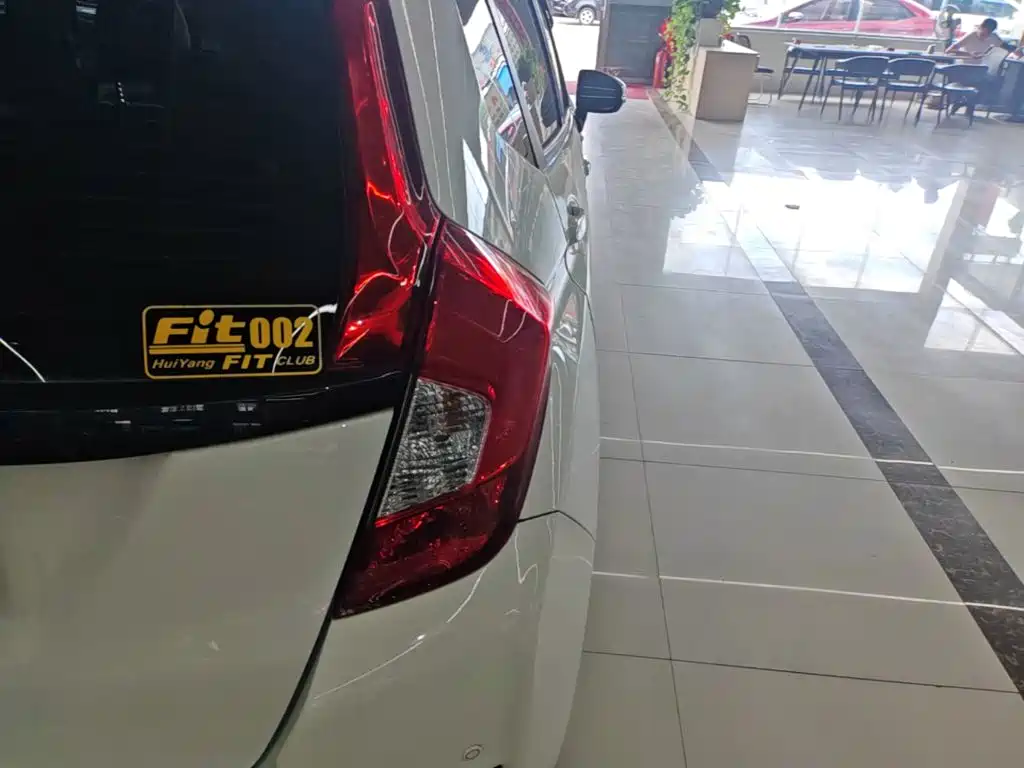 Honda Fit 2015 — фото 8