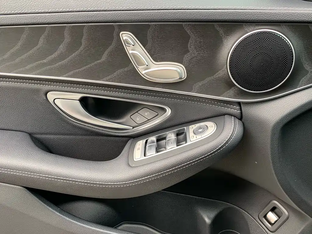 Mercedes-Benz C-Class 2019 — фото 22