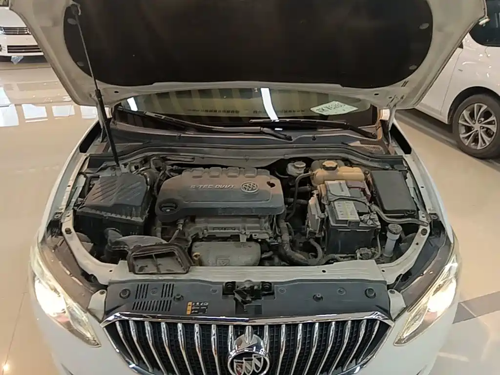 Buick Excelle 2016 — фото 20