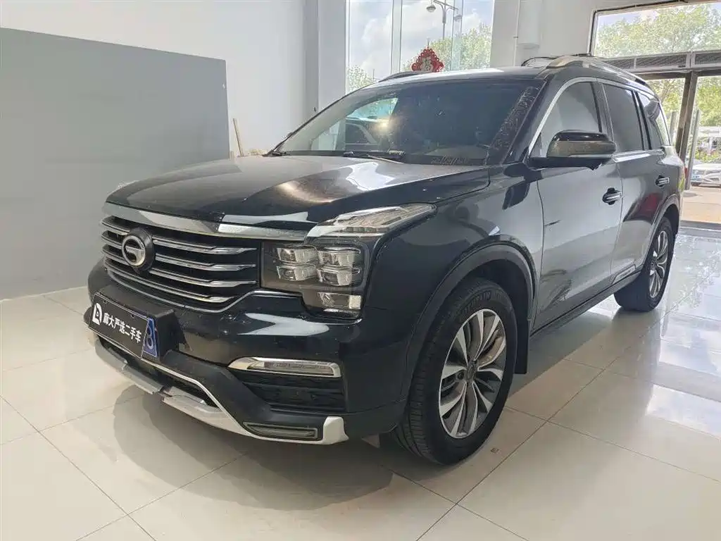 GAC Trumpchi GS8 2017 — фото 1