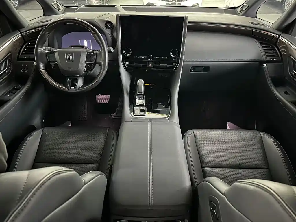Toyota Vellfire 2024