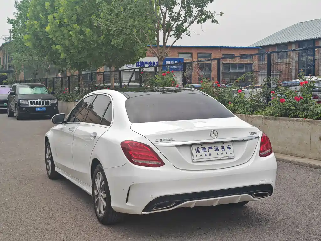 Mercedes-Benz C-Class 2015 — фото 26
