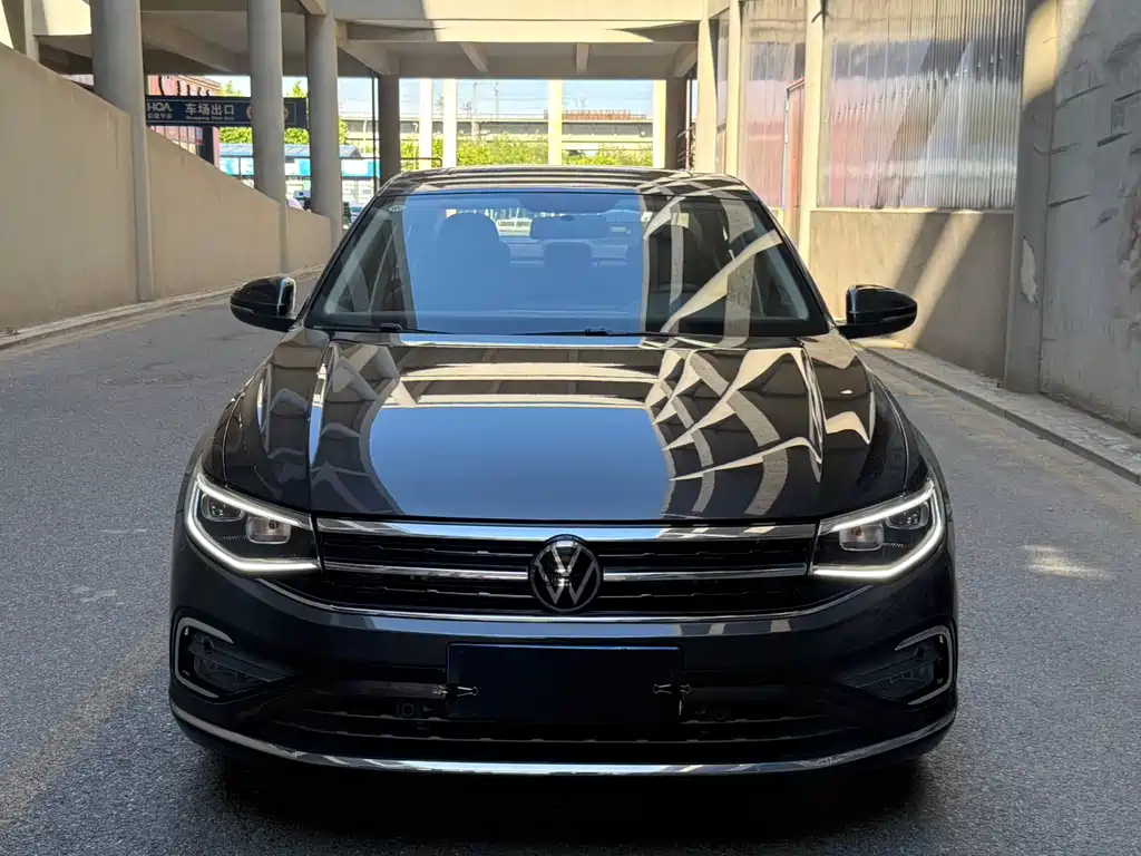 Volkswagen Bora 2023