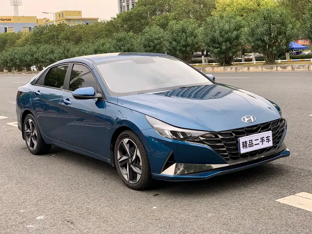 Hyundai Elantra 2021