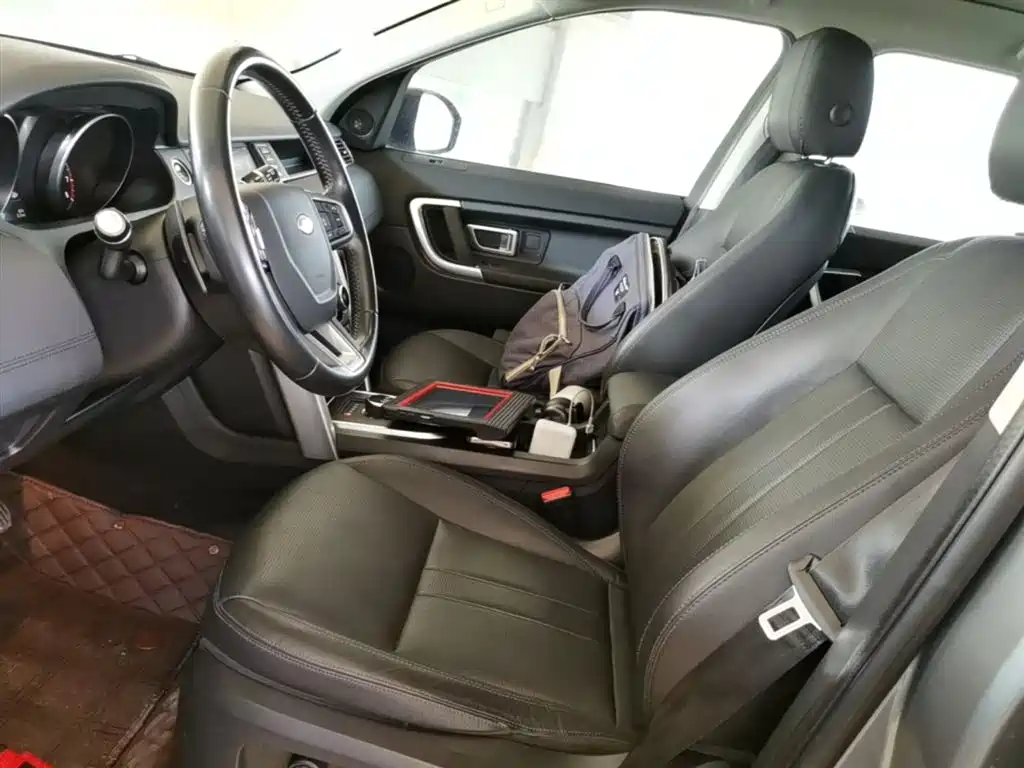 Land Rover Discovery Sport 2019 — фото 15