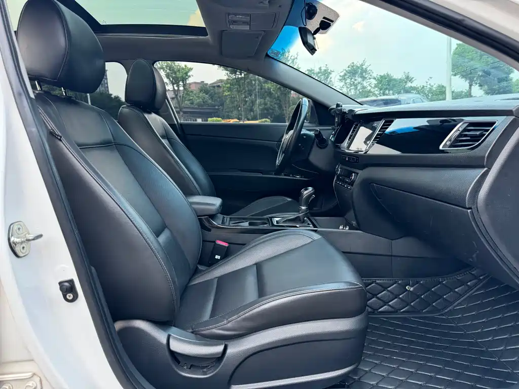 Hyundai Mistra 2015 — фото 7