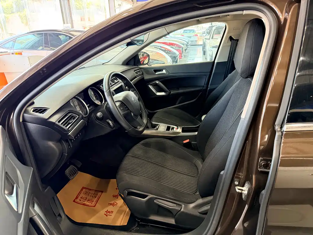 Peugeot 408 2018
