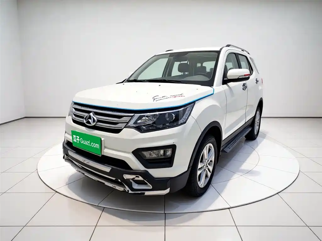 Oshan Oushang CX70 2016