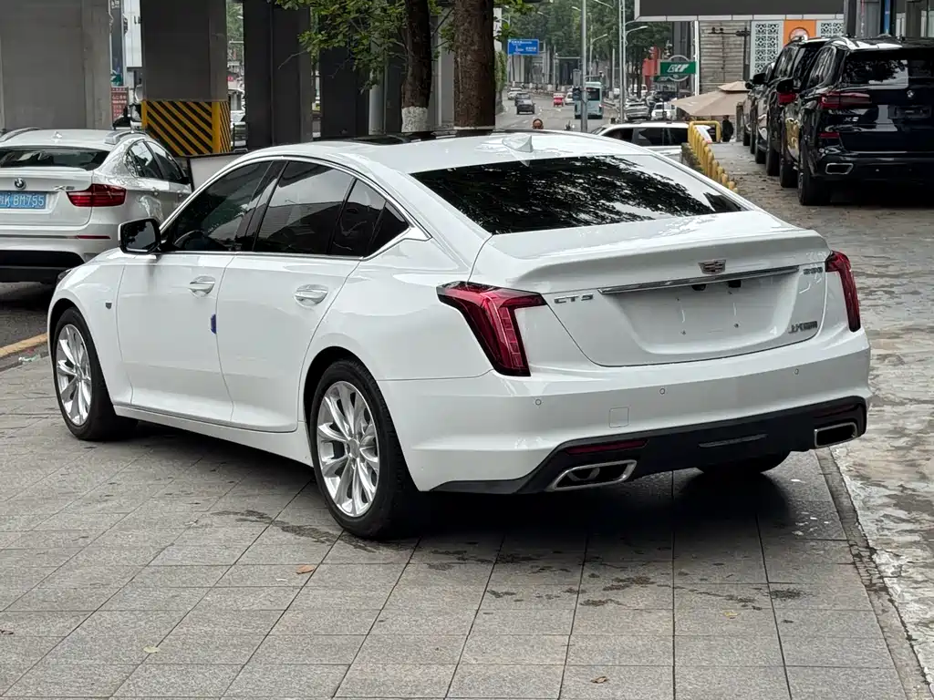 Cadillac CT5 2022 — фото 17
