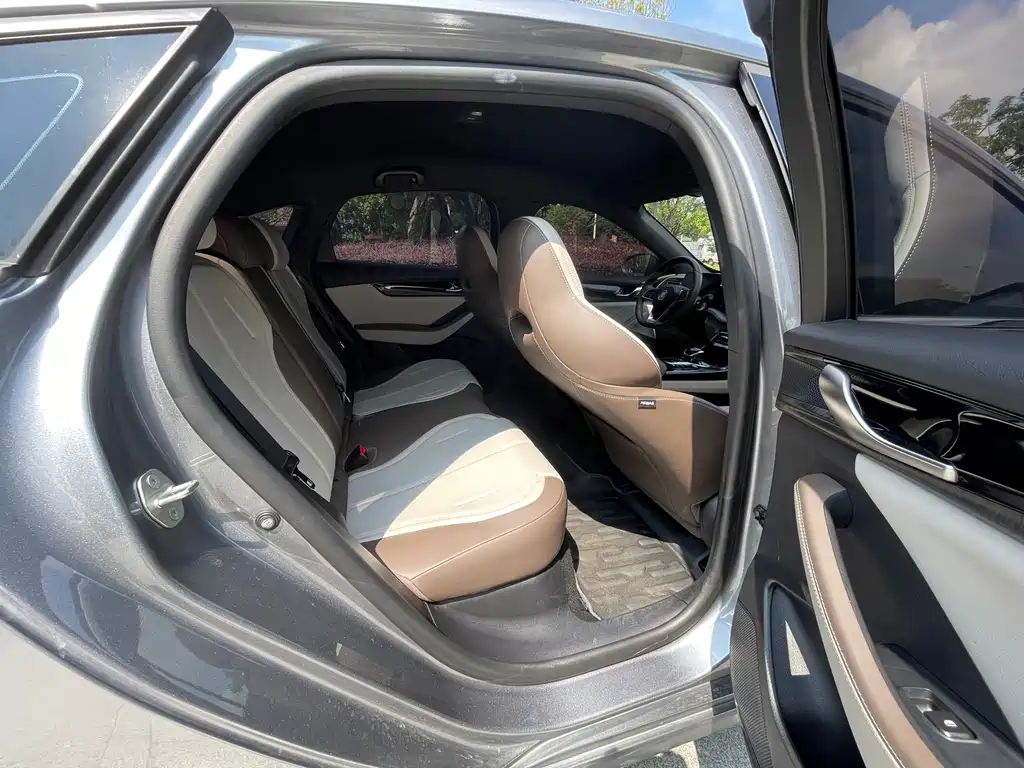 BYD Qin PLUS 2025 — фото 21