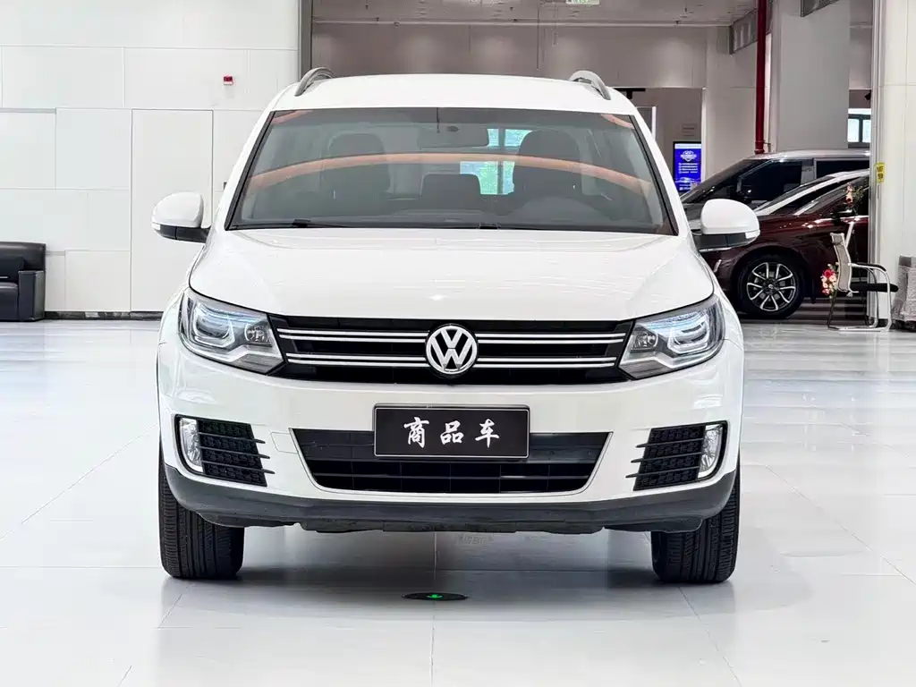Volkswagen Tiguan 2014 — фото 2