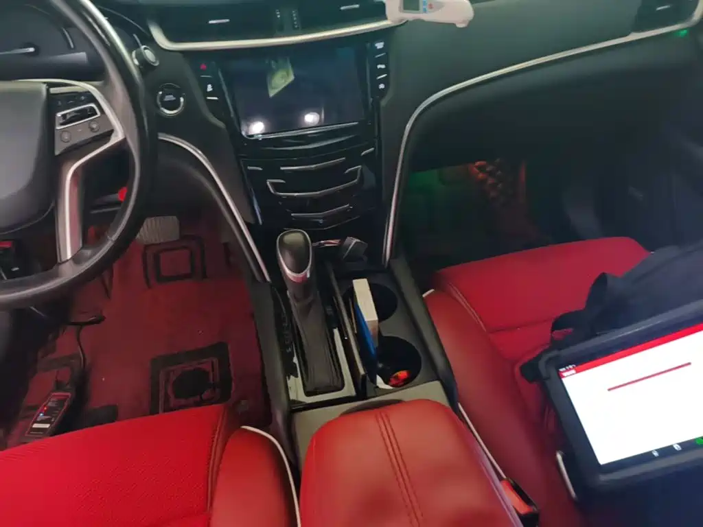 Cadillac XTS 2019 — фото 14