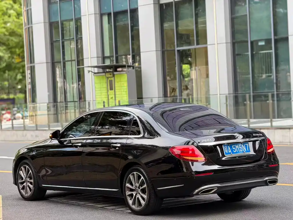 Mercedes-Benz E-Class 2020