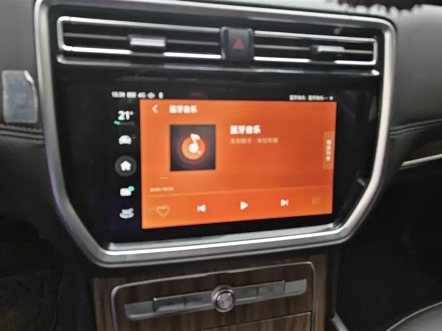 Roewe RX8 2019 — фото 13