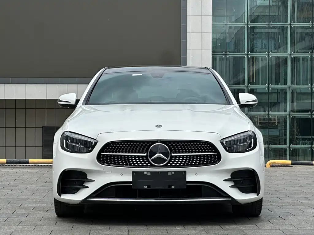 Mercedes-Benz E-Class 2021