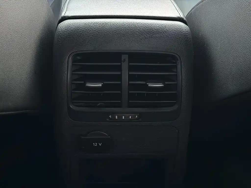 Volkswagen Sagitar 2015 — фото 15