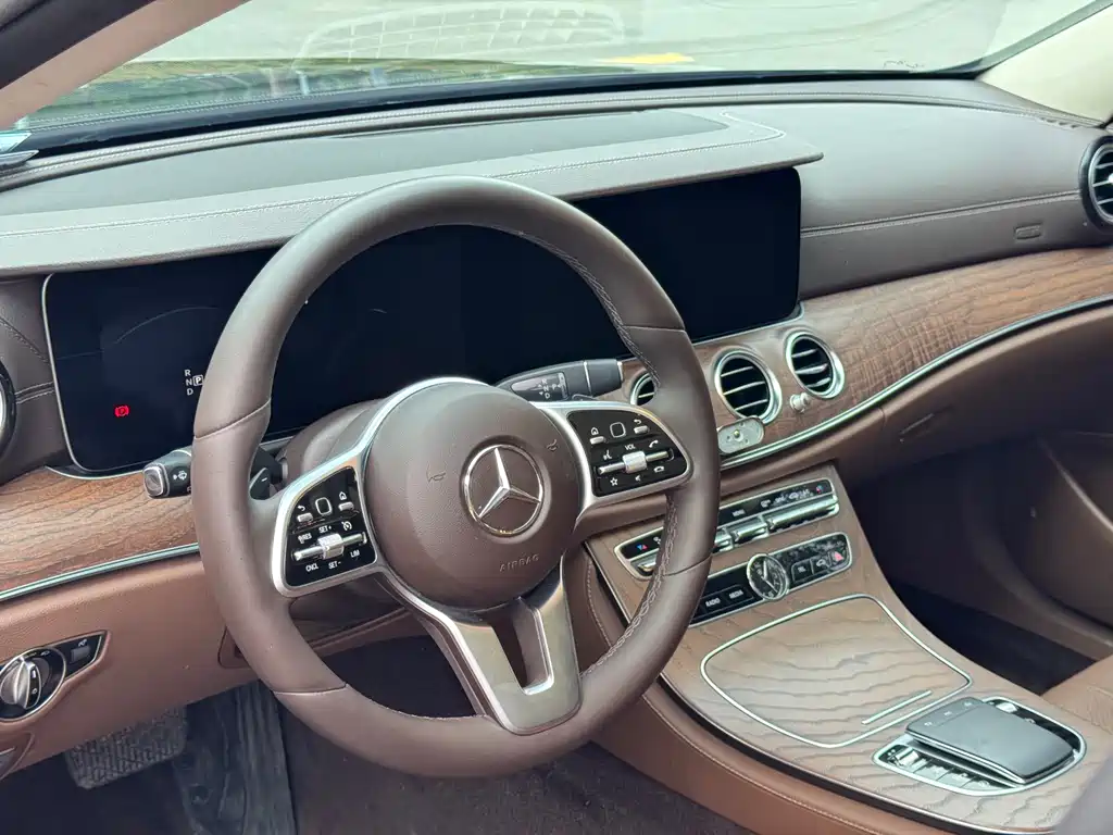 Mercedes-Benz E-Class 2019 — фото 5