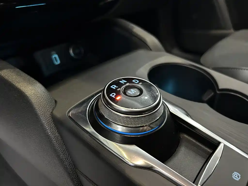 Ford Focus Active 2020 — фото 9
