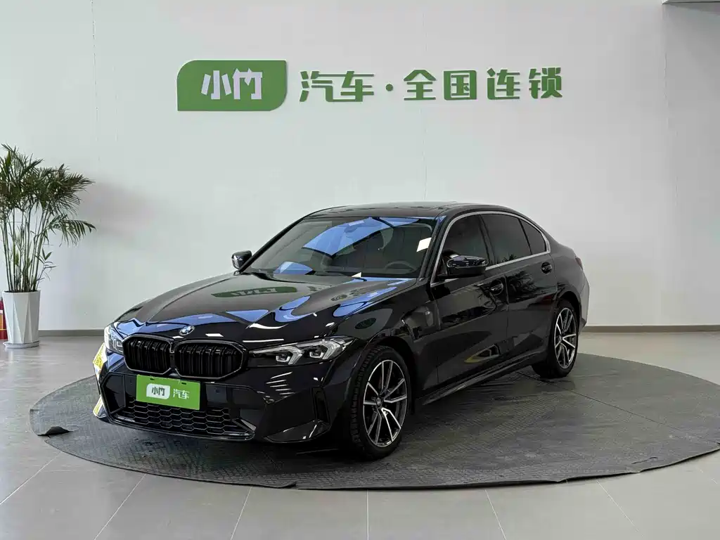 BMW 3 Series 2023 — фото 1