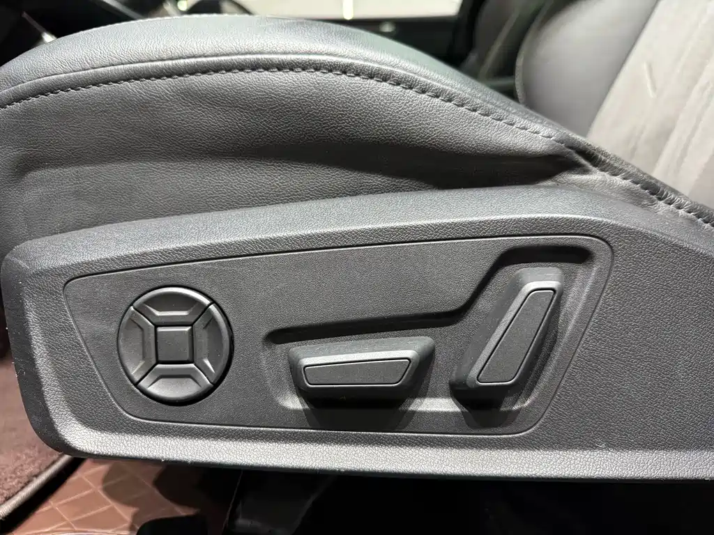 Audi A6L 2020 — фото 17