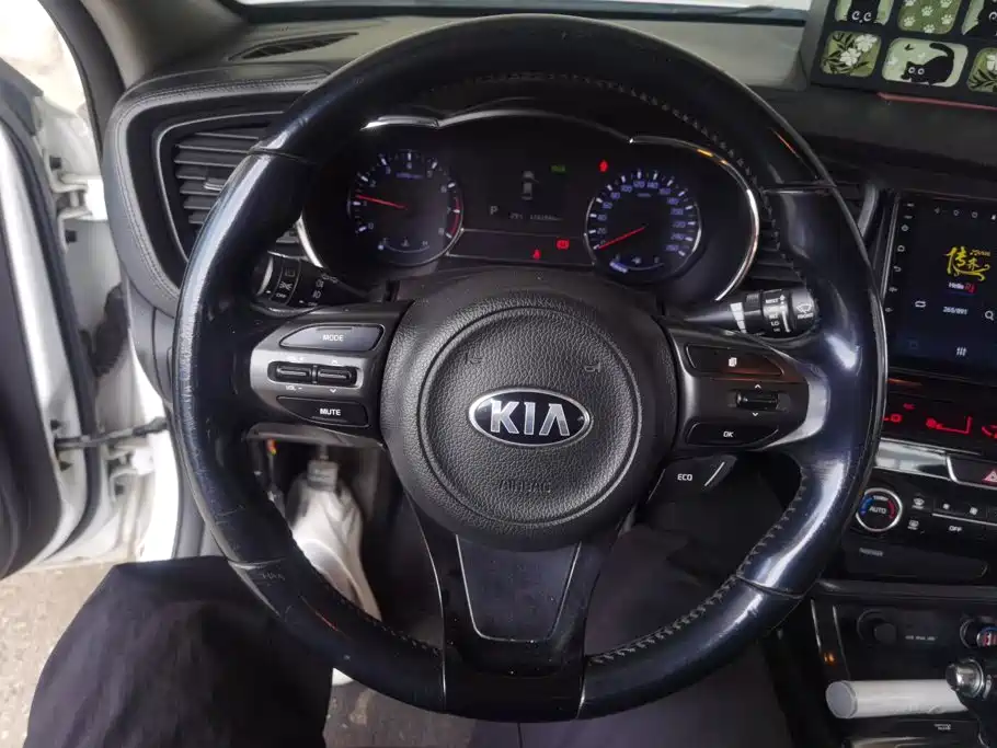 Kia K5 2015 — фото 15