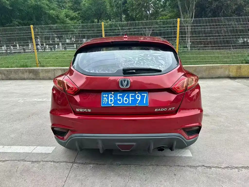 Changan Eado XT 2016 — фото 8