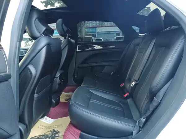 Lincoln MKZ 2018
