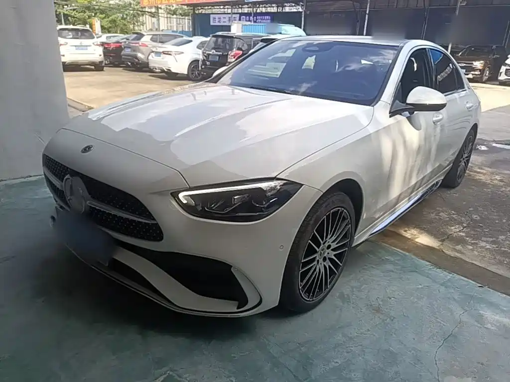 Mercedes-Benz C-Class 2024
