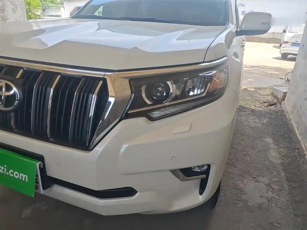 Toyota Prado 2019 — фото 24