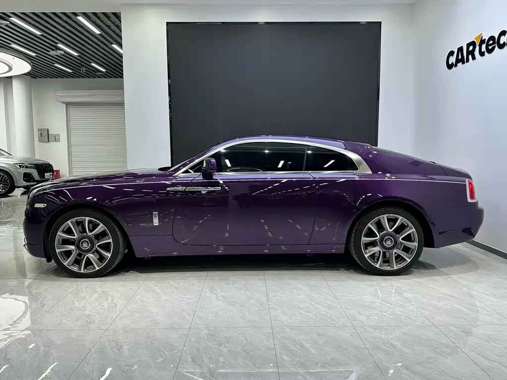 Rolls-Royce Wraith 2022 — фото 4