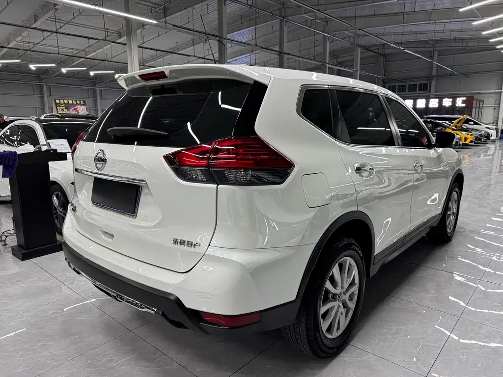 Nissan X-Trail 2023 — фото 4