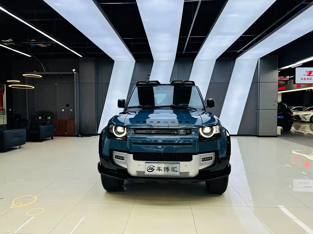 Land Rover Defender 2021 — фото 3