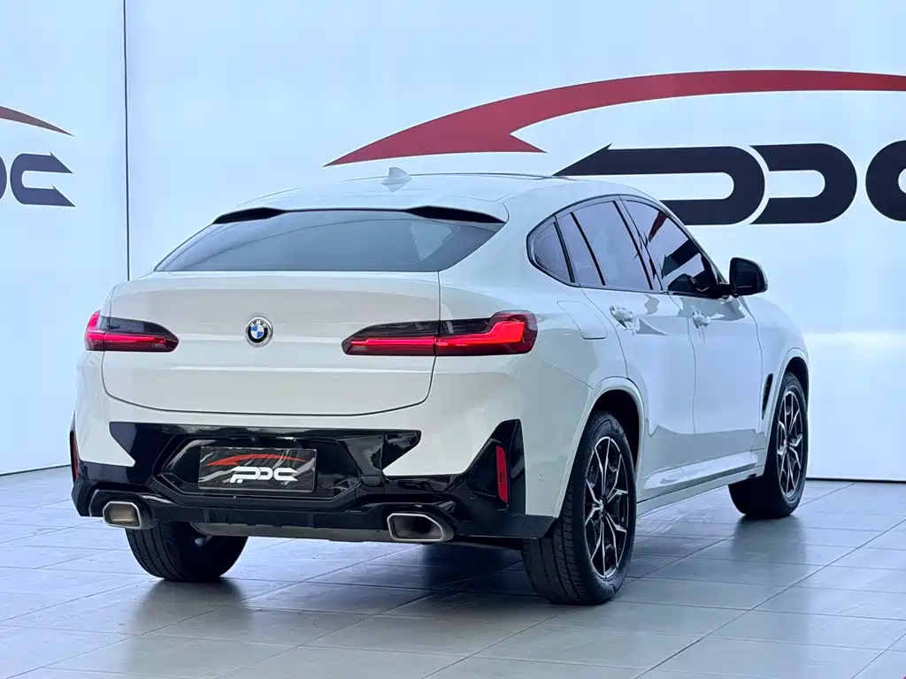 BMW X4 2023 — фото 22