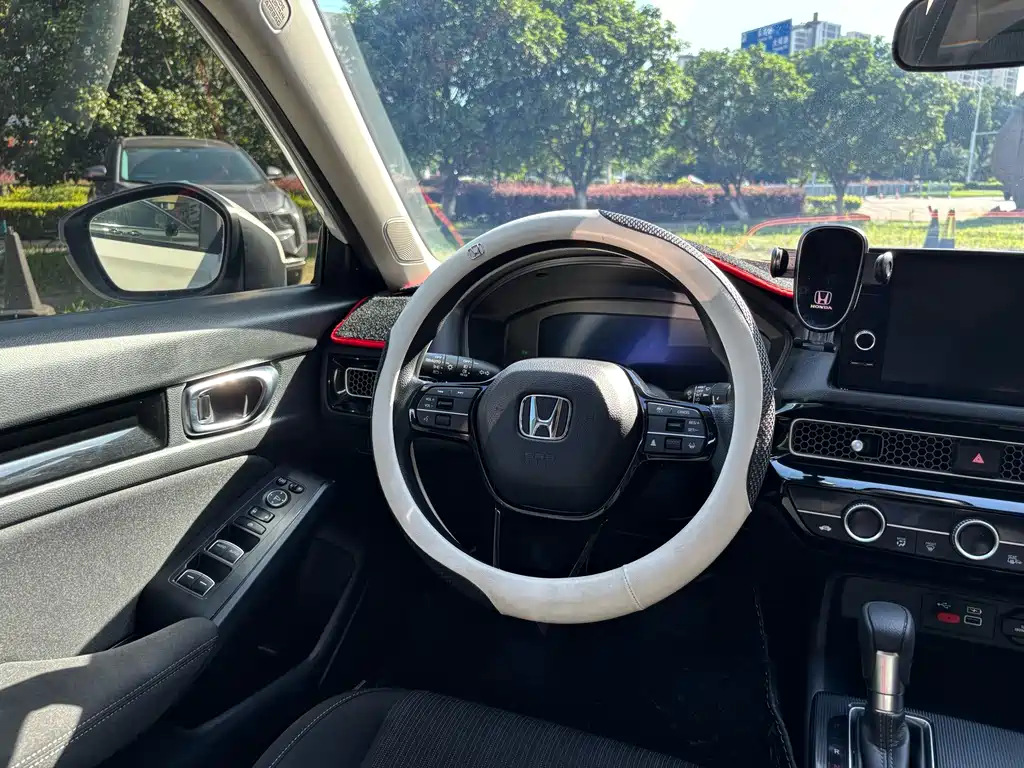Honda Civic 2024 — фото 14