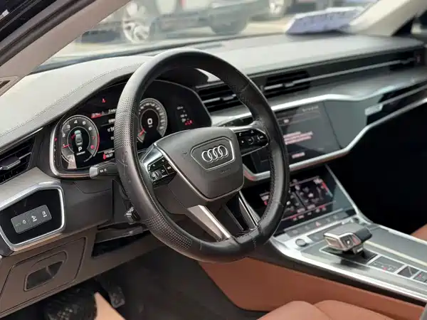 Audi A6L 2021