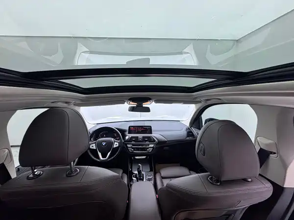BMW X3 2021