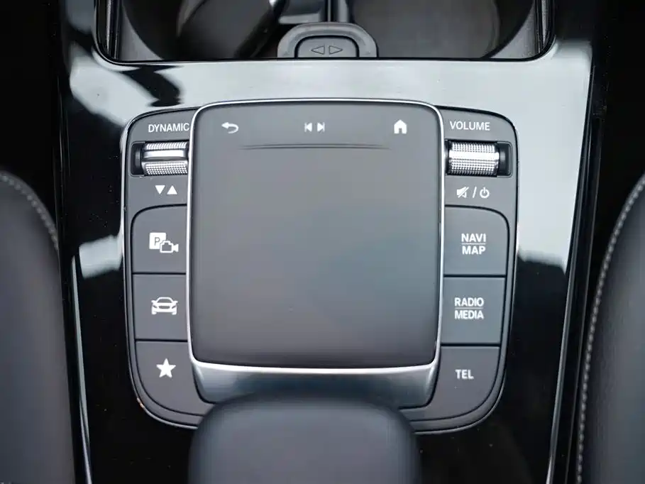 Mercedes-Benz A-Class 2020 — фото 11