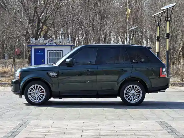 Land Rover Range Rover Sport 2011