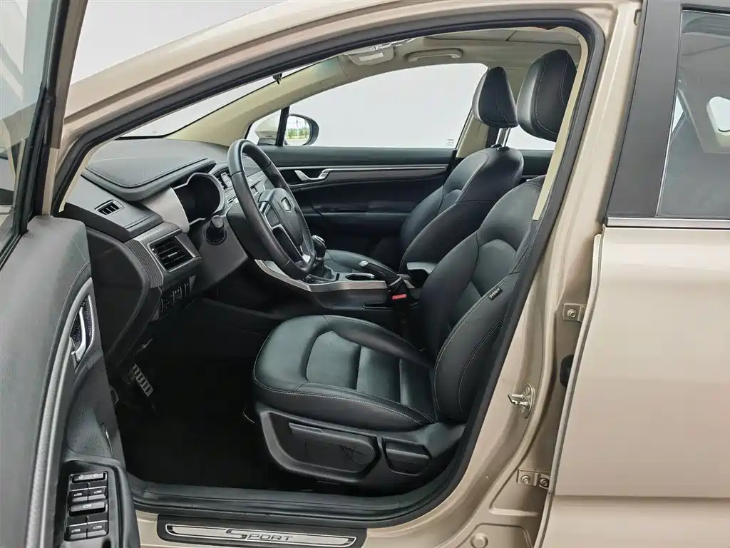 Geely Emgrand GS 2017 — фото 10