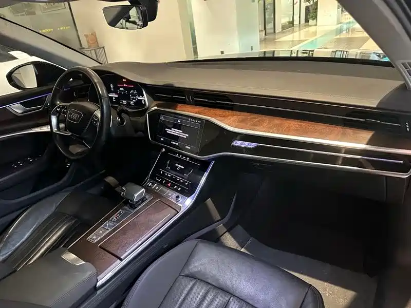 Audi A6 2021