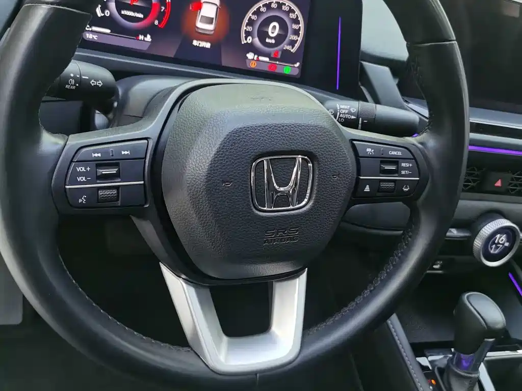 Honda Accord 2023 — фото 14